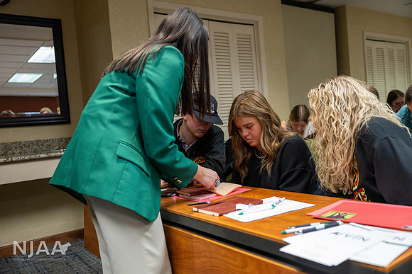 JuniorBoardWorkshops_RaisingtheBar_202604_MB_R63_1826_E