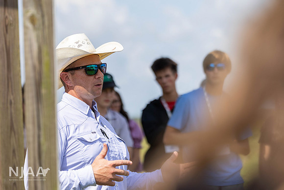RanchTours_LEAD26_JL_R62_0302_E