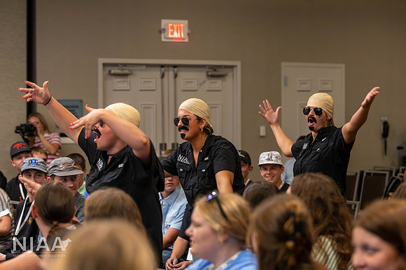 JuniorBoardSkit_LEAD26_JL_R62_0028_E