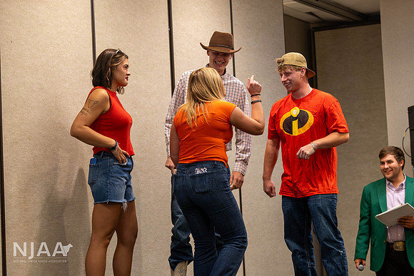 JuniorBoardSkit_LEAD26_JL_R62_0039_E