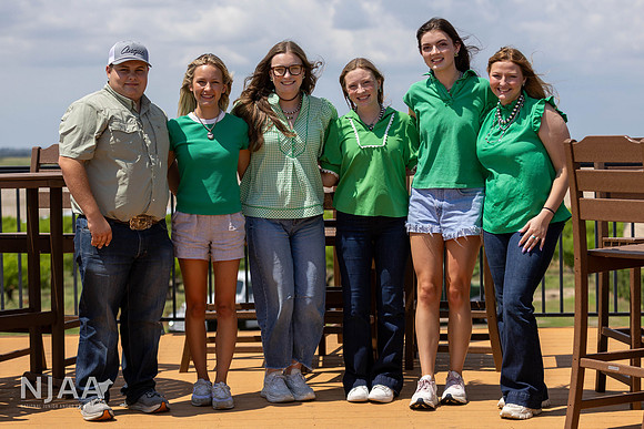 SouthernHillFarms_LEAD26_JL_R62_0414_E