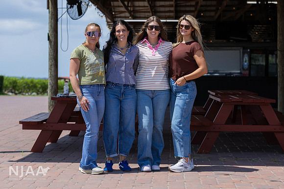 SouthernHillFarms_LEAD26_JL_R62_0424_E