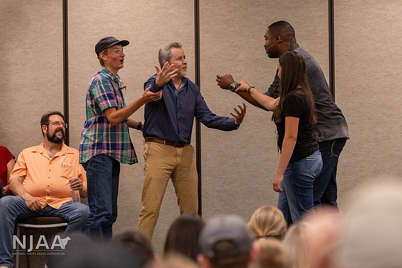 Comedian_LEAD26_JL_R62_0527_E