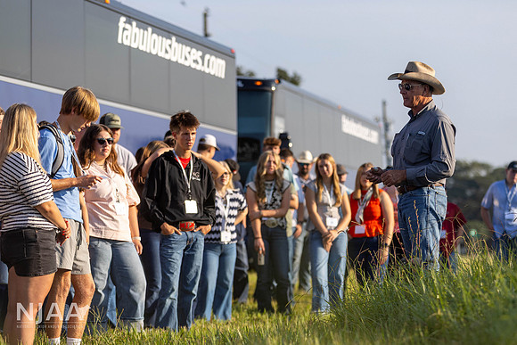 RanchTours_LEAD26_JL_R62_0168_E