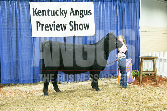 MB192413_Res_Intermediate_Heifer_Katey_Kostbade