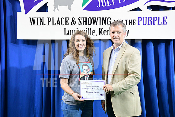 2019 NJAS_Scholarship_AF Undergraduate $3,000_Rylie Philipello_APG_5585