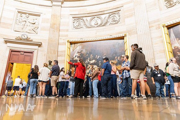 CapitolTour_LEAD25_MB_R63_1300_E