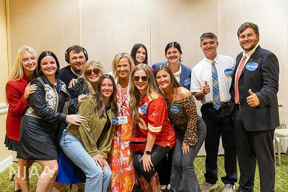 JuniorBoardSkit_LEAD25_MB_R63_0904_E