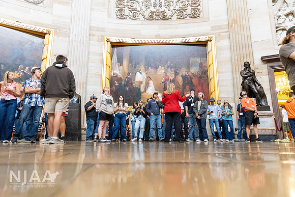 CapitolTour_LEAD25_MB_R63_1296_E