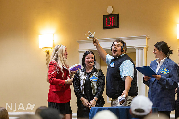 JuniorBoardSkit_LEAD25_MB_R62_6742_E