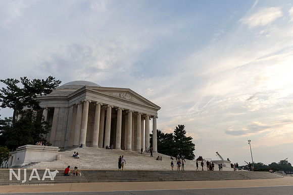 MonumentTour_LEAD25_MB_R63_1840_E_E